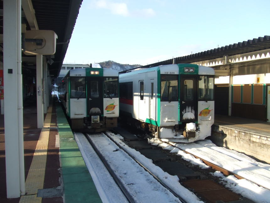 鳴子温泉駅ホーム