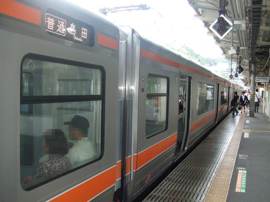 熱海駅で乗換えた電車