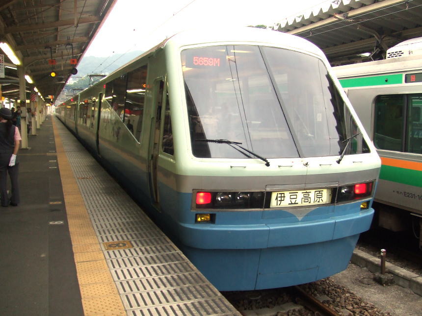 伊豆急行　特急電車