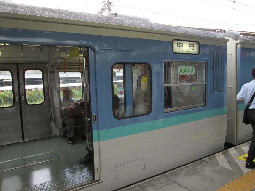 高尾駅で乗換えた電車