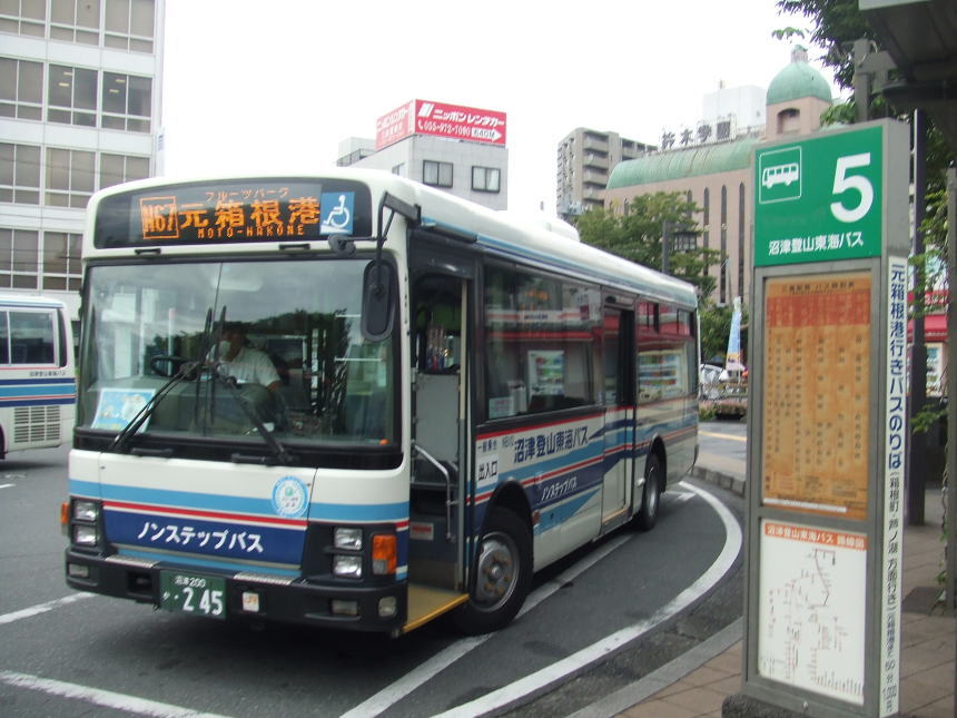 三島駅バス乗場