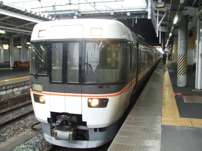 長野駅　6番ホーム