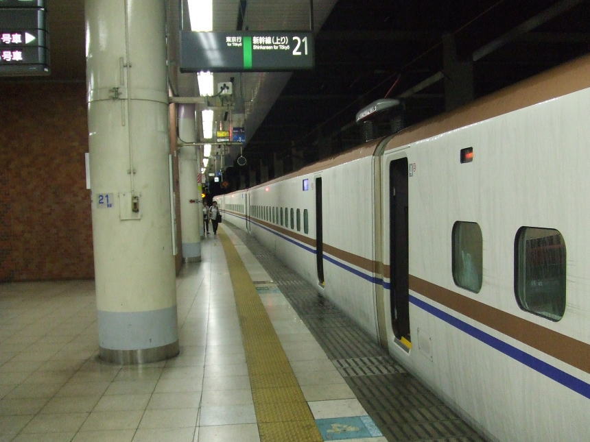 上野駅　新幹線21番ホーム