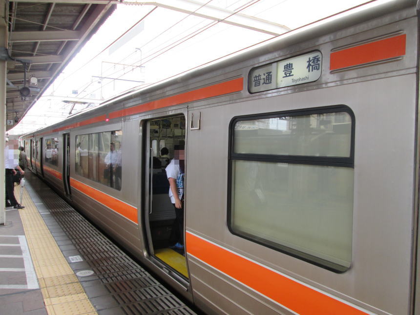 浜松駅での乗換電車