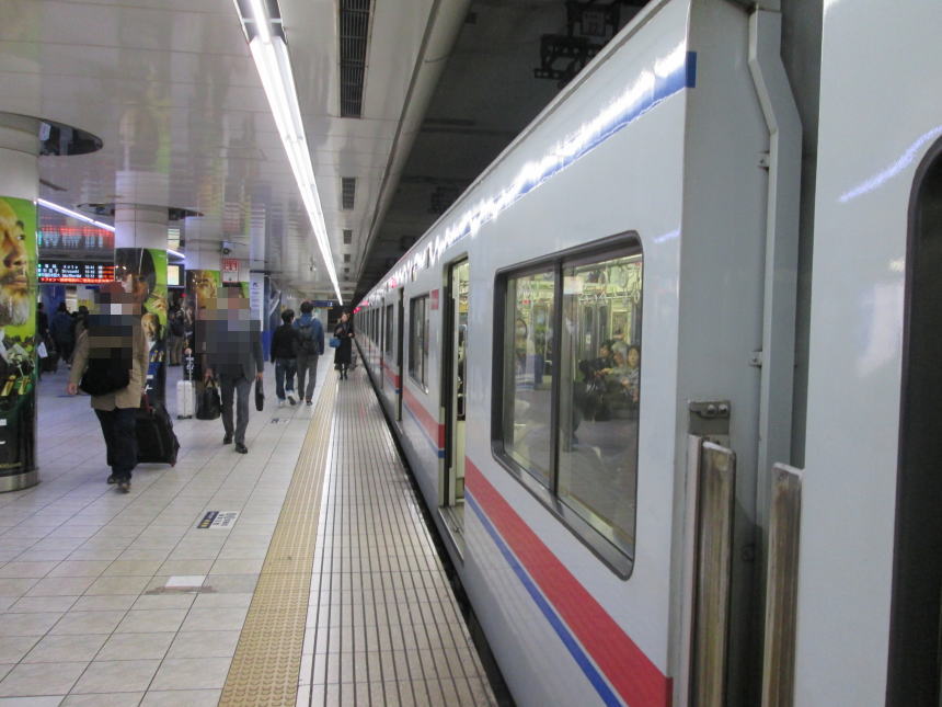 羽田空港国内線ターミナル駅2番ホーム