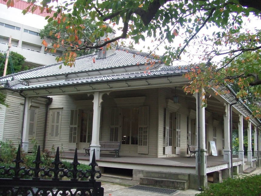 東山手十二番館