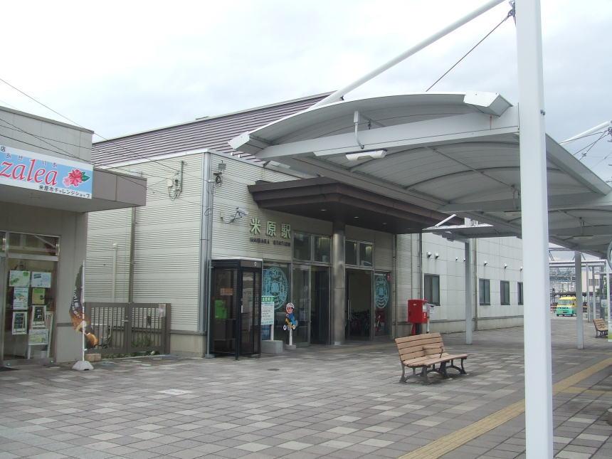 米原駅東口