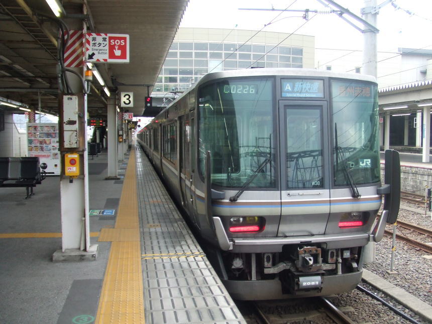 米原駅3番ホーム