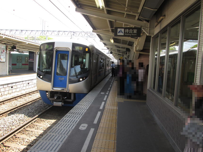 二日市駅6番ホーム