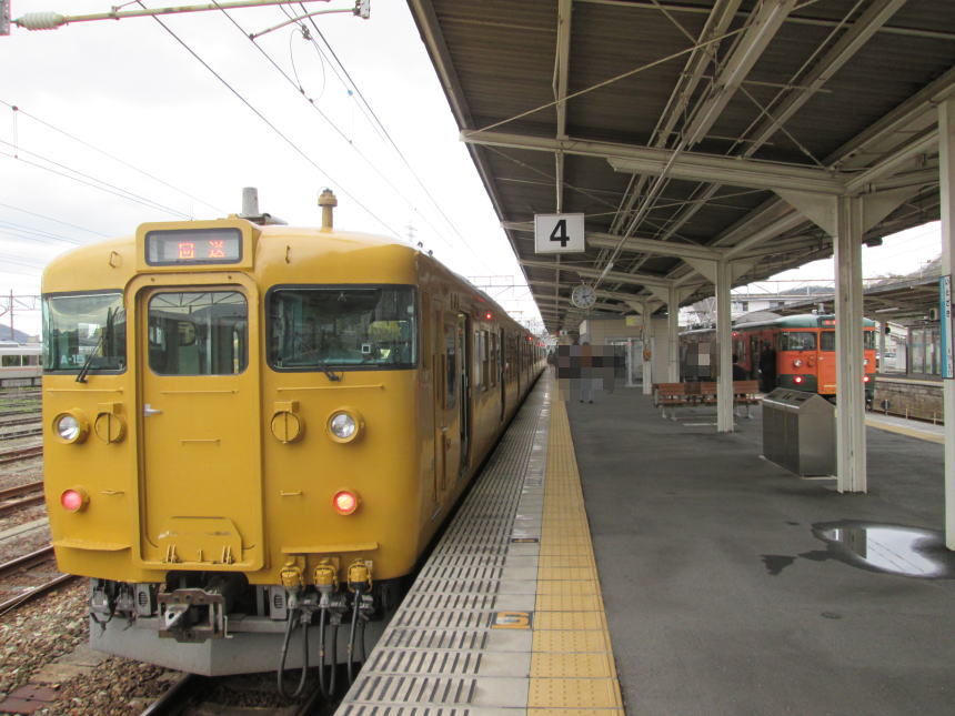 糸崎駅4番ホーム