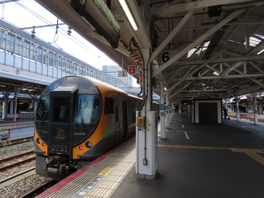 岡山駅6番ホーム