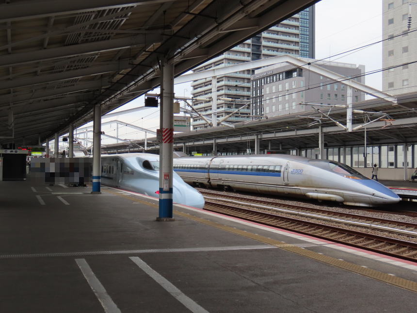 新幹線2番ホーム