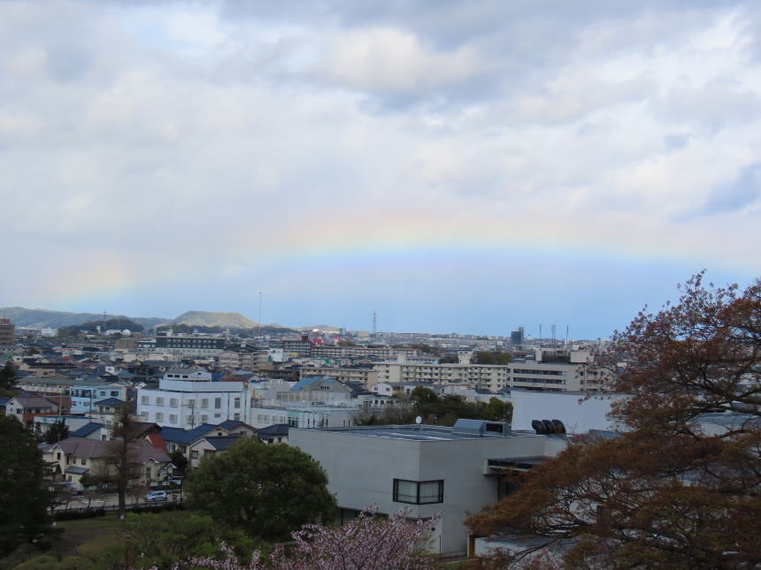 二ノ丸手前で見えた虹